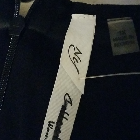 Gold and black metallic dress - Picture 3 of 4